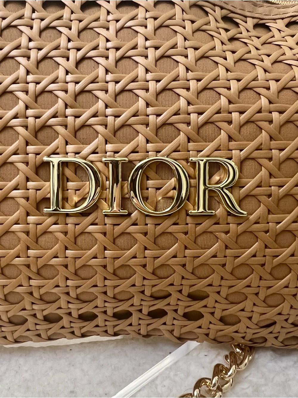 Rare Dior Natural Rattan Upcycled Beauty to Handbag with Removable Straps - Picture 3 of 11